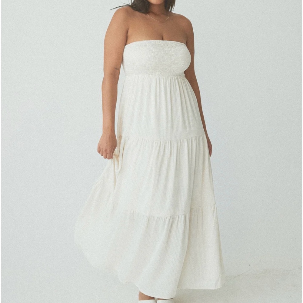 Klassy Network Tube Top Tiered Maxi Brami Dress